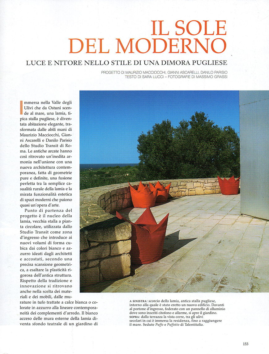 AD - Architectural Digest. Le più belle case del mondo: Fuga dalla Città, n 291, agosto 2005, Il sole del moderno, pp. 152-157