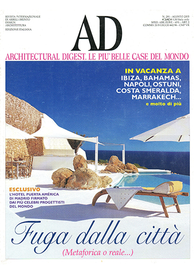 AD - Architectural Digest. Le più belle case del mondo: Fuga dalla Città, n 291, agosto 2005, Il sole del moderno, pp. 152-157
